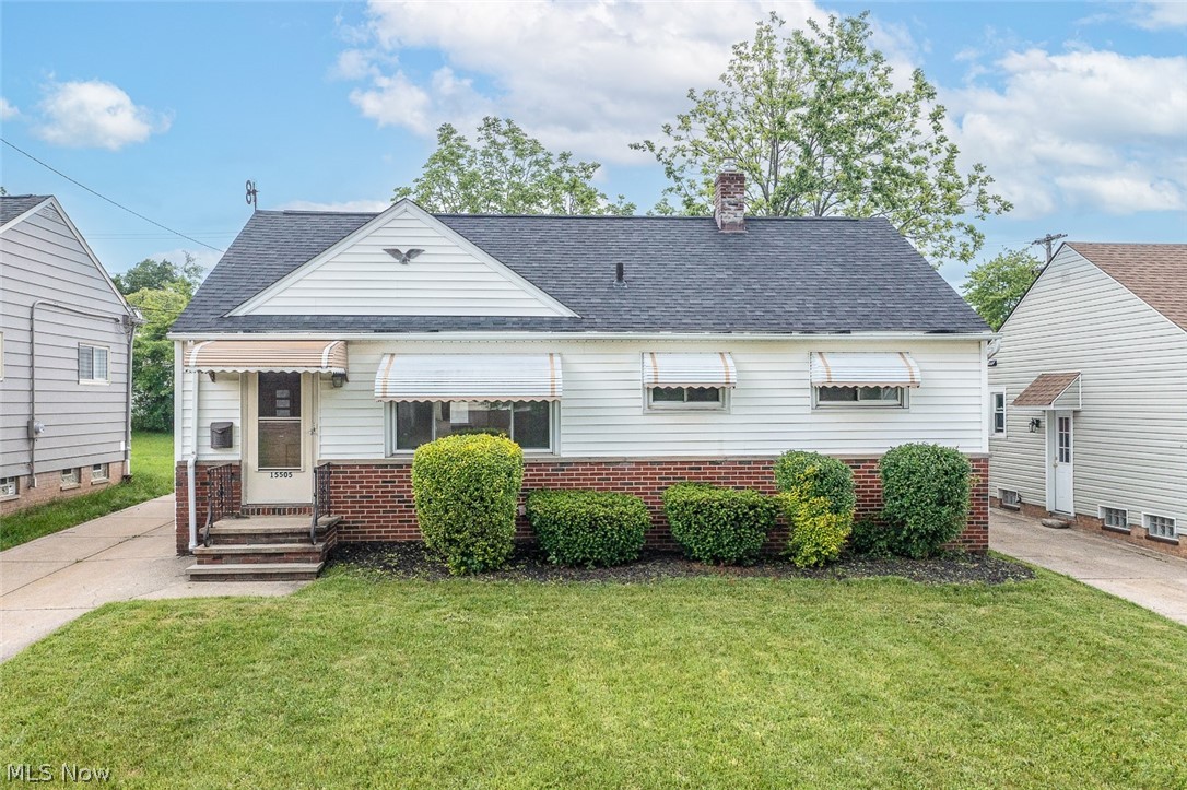 15505 Wingate Road Maple Heights, OH 44137 - Photo 1 of 28