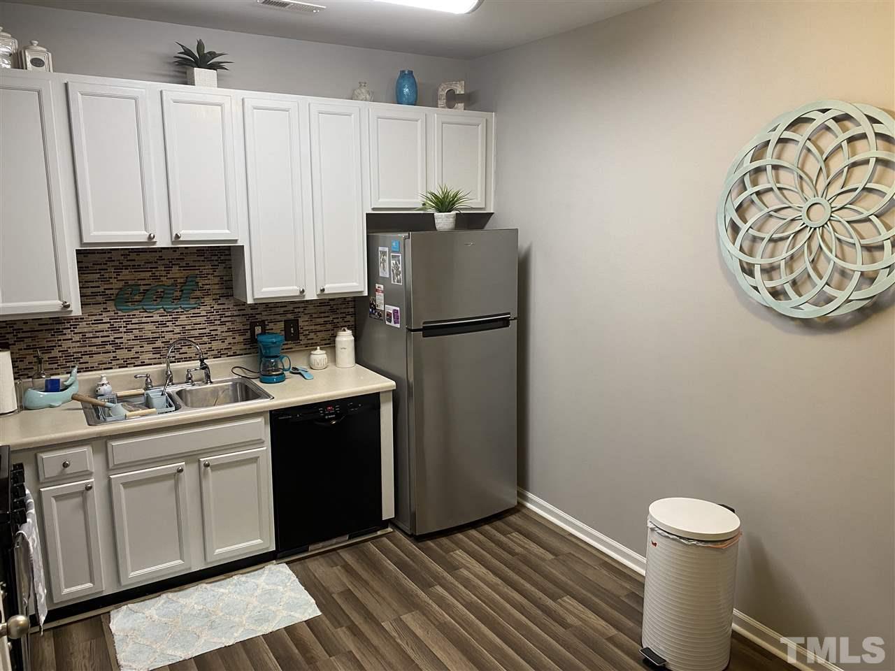 8631 Neuse Club Lane, Unit 106 Raleigh, NC 27616 - Photo 4 of 17 Gallery Image 4