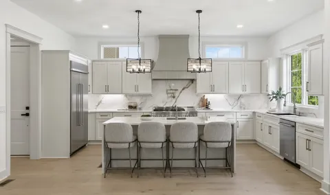 $2,099,000 | 3918 B Cross Creek Road, Nashville, TN 37215