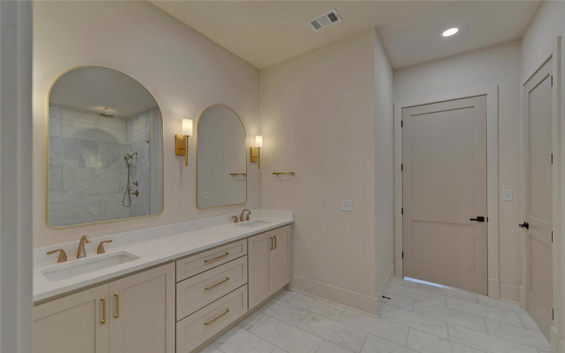 672 Tugalo Heights Circle Lavonia, GA 30553 - Photo 19 of 47