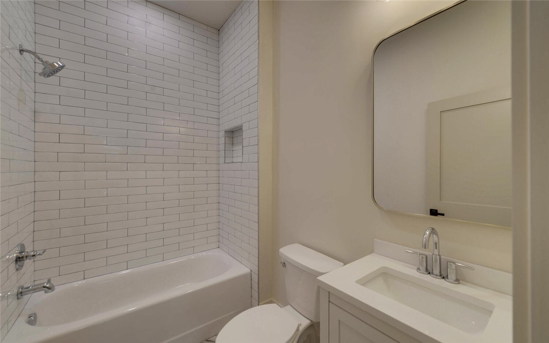 672 Tugalo Heights Circle Lavonia, GA 30553 - Photo 28 of 47