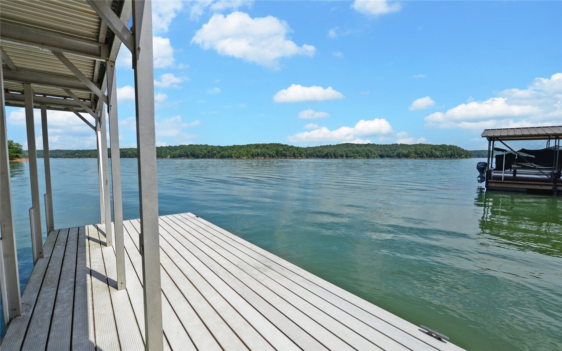 672 Tugalo Heights Circle Lavonia, GA 30553 - Photo 35 of 47