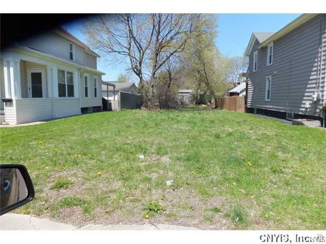 516 Woods Road Geddes, NY 13209 - Photo 1 of 1 Exterior Front