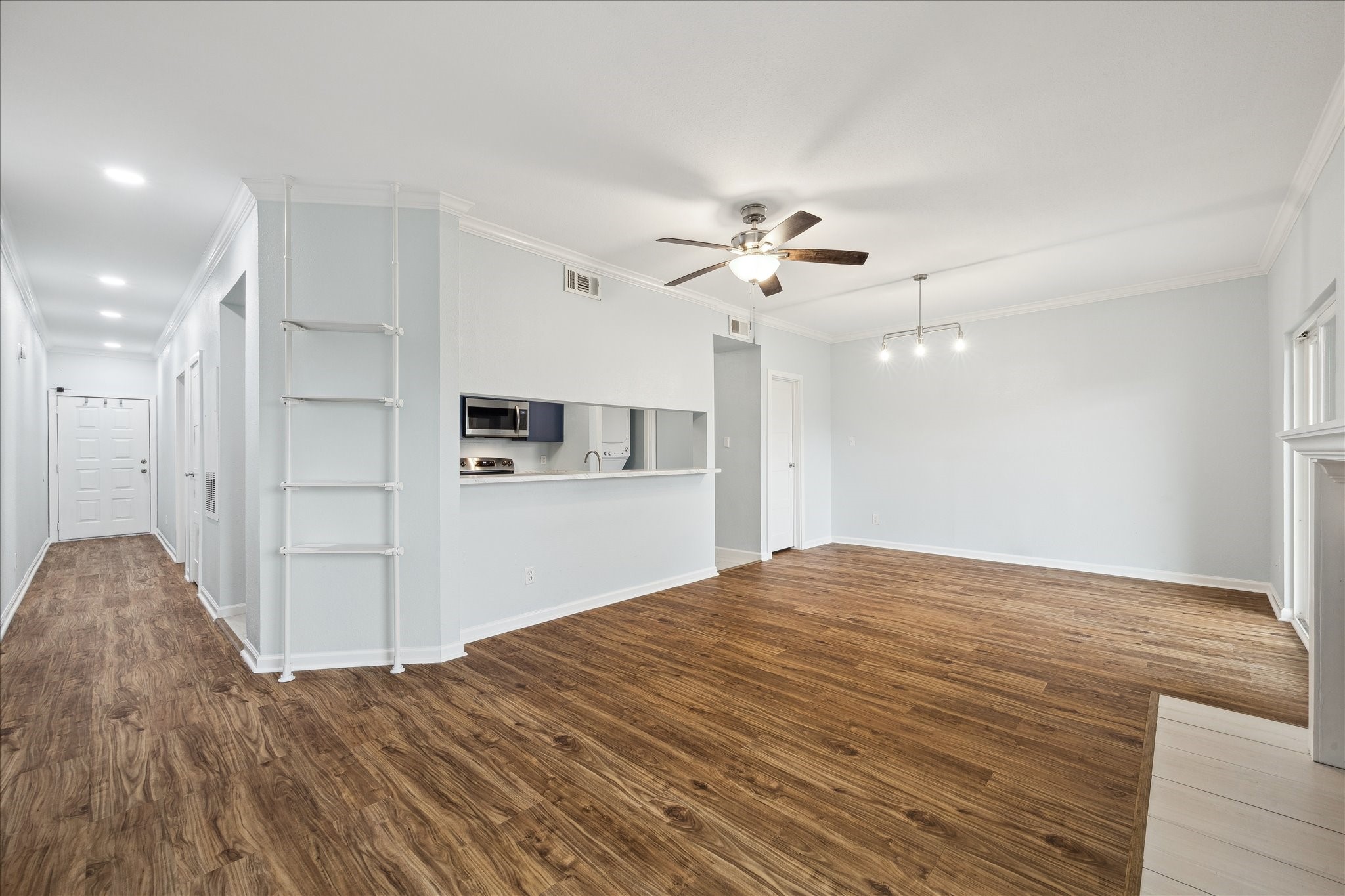 18809 Egret Bay Boulevard, Unit 222 Houston, TX 77058 - Photo 13 of 31