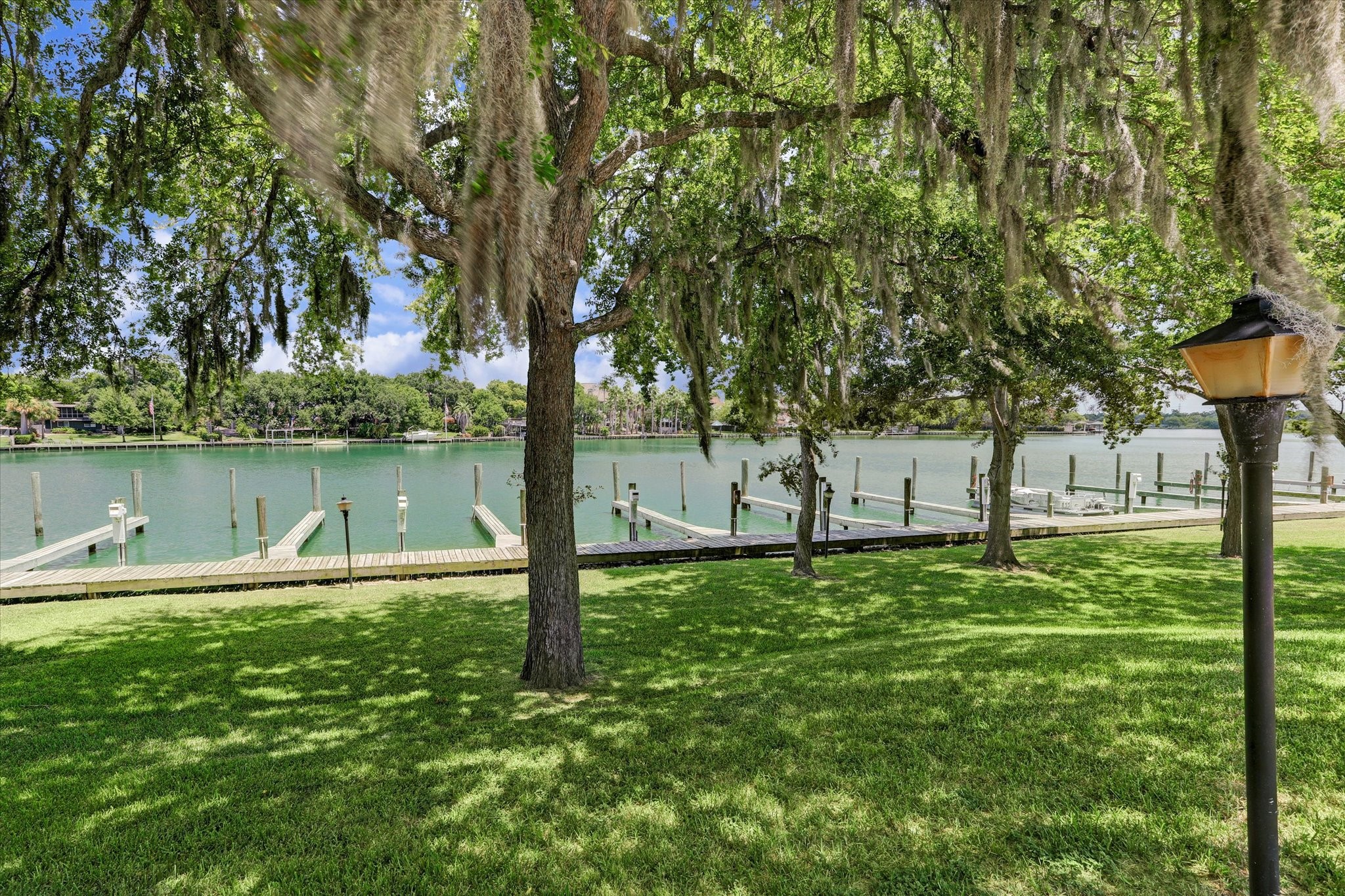 18809 Egret Bay Boulevard, Unit 222 Houston, TX 77058 - Photo 2 of 31