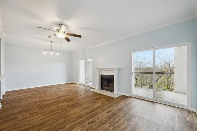 $1,395 | 18809 Egret Bay Boulevard, Unit 222, Houston, TX 77058