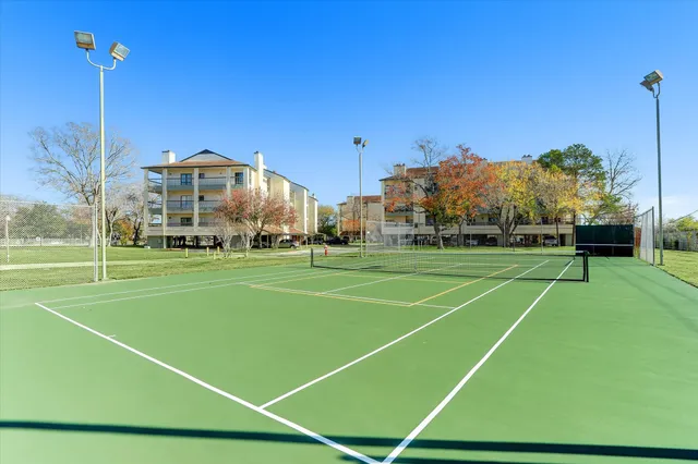 $1,395 | 18809 Egret Bay Boulevard, Unit 222, Houston, TX 77058