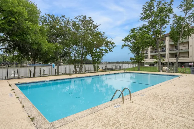 $1,395 | 18809 Egret Bay Boulevard, Unit 222, Houston, TX 77058
