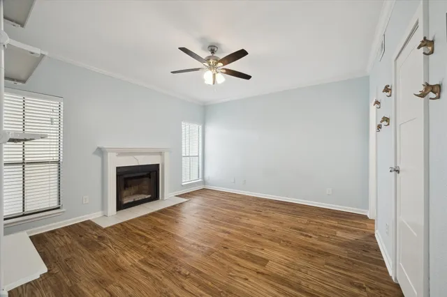 $1,395 | 18809 Egret Bay Boulevard, Unit 222, Houston, TX 77058