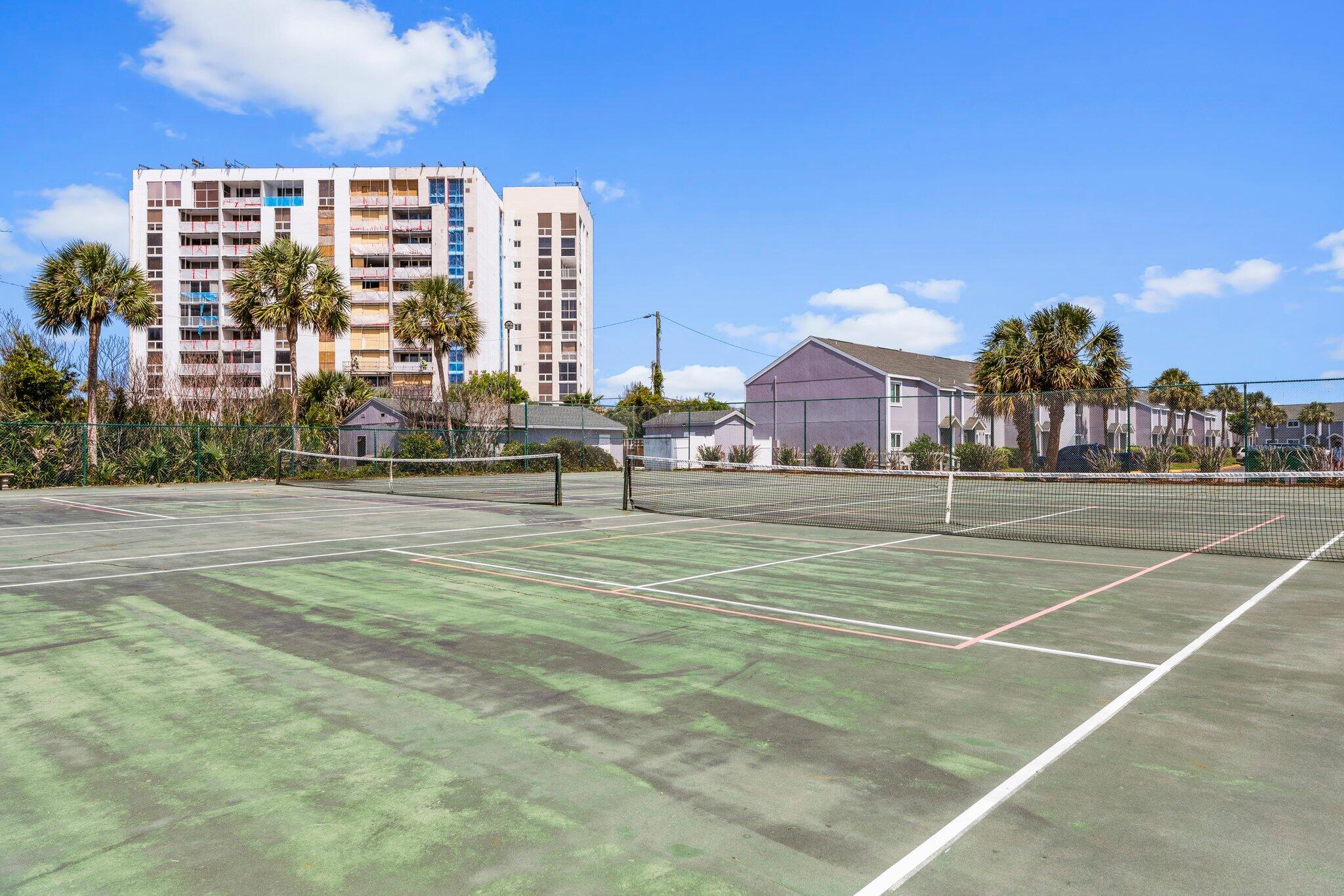 940 Highway 98, Unit 36 Destin, FL 32541 - Photo 27 of 31 a view of a tennis court