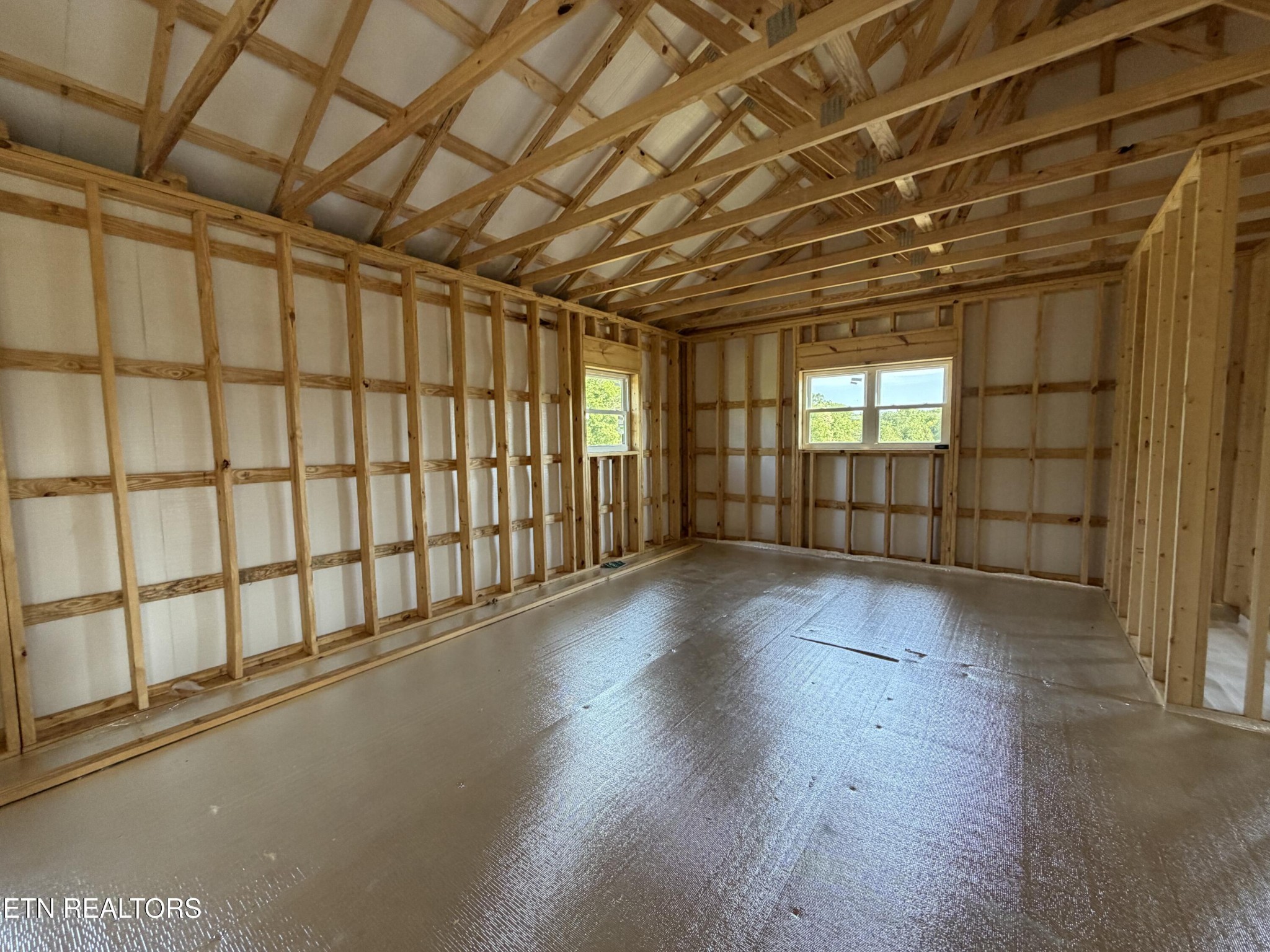 110 Don Conatser Road Allardt, TN 38504 - Photo 17 of 38 a view of empty room with wooden floor