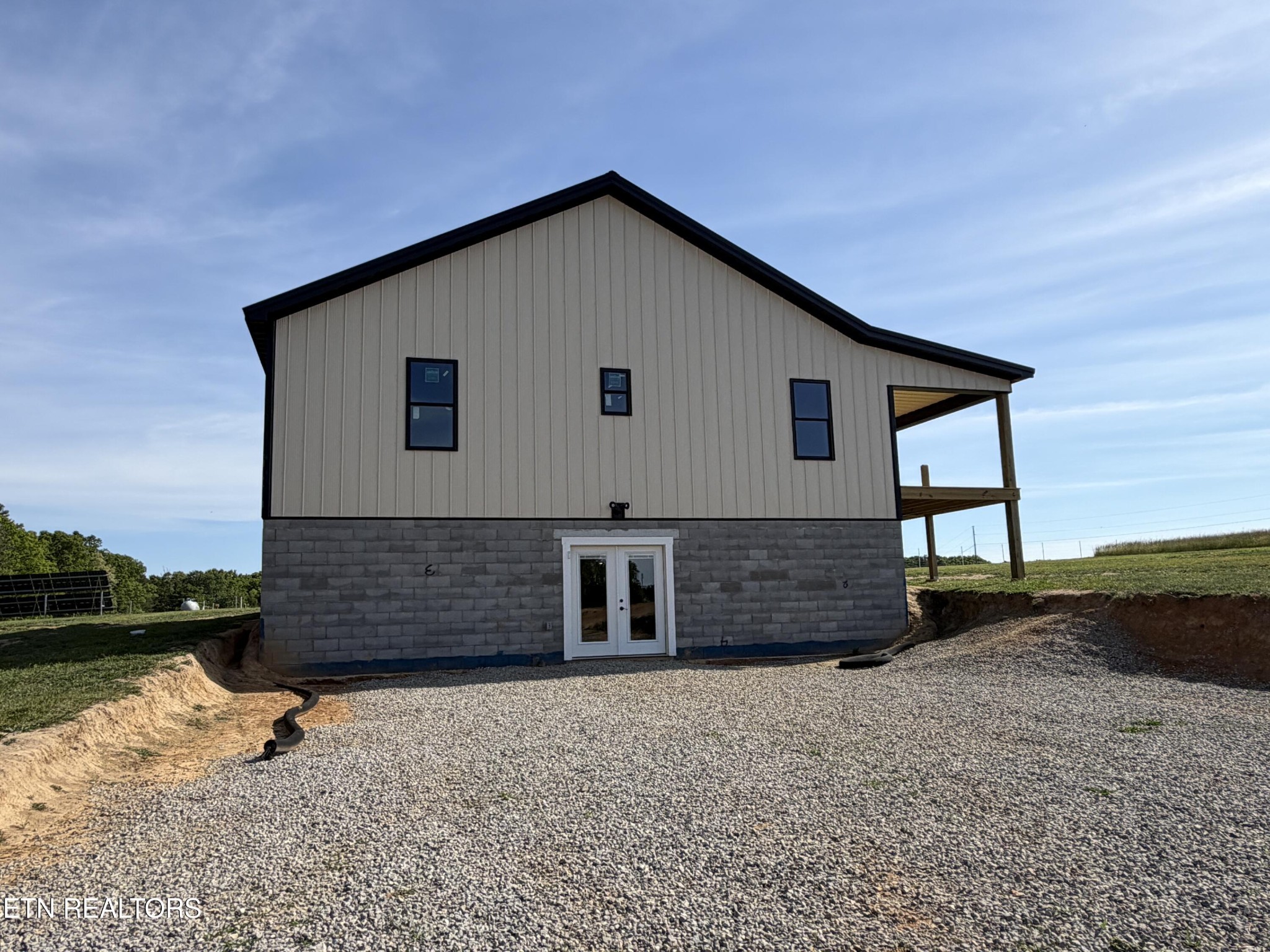 110 Don Conatser Road Allardt, TN 38504 - Photo 8 of 38 a front view of a house with a yard