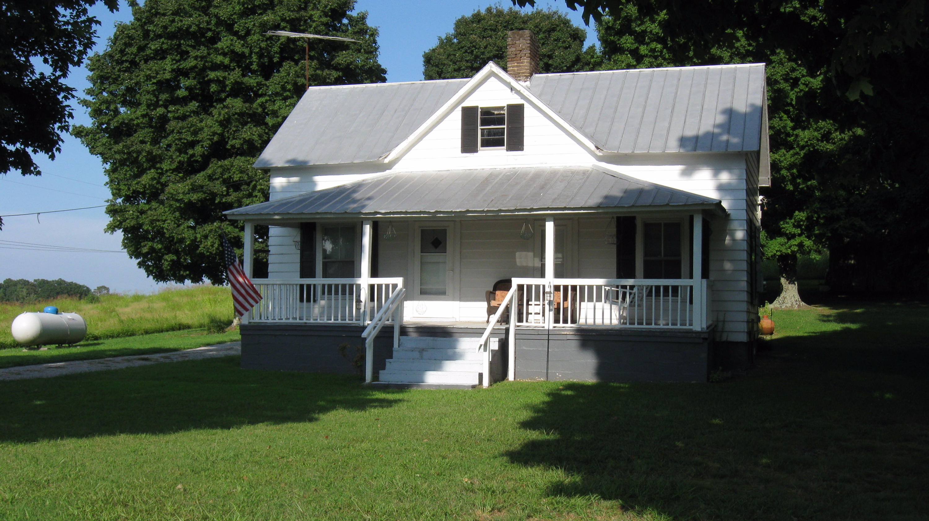 2812 Oakland Road Philadelphia, TN 37846 - Photo 2 of 40 IMG_1536