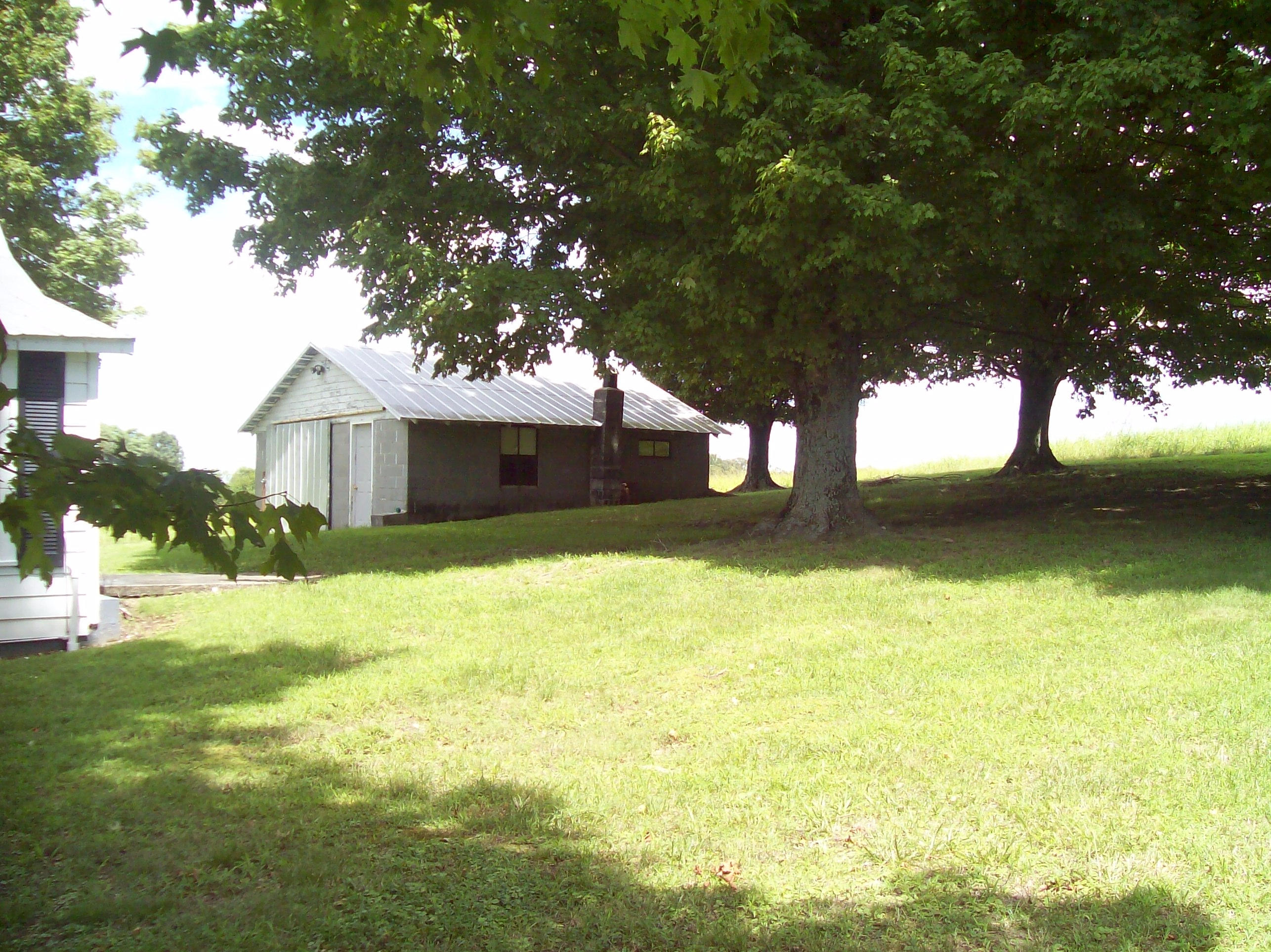 2812 Oakland Road Philadelphia, TN 37846 - Photo 40 of 40 038