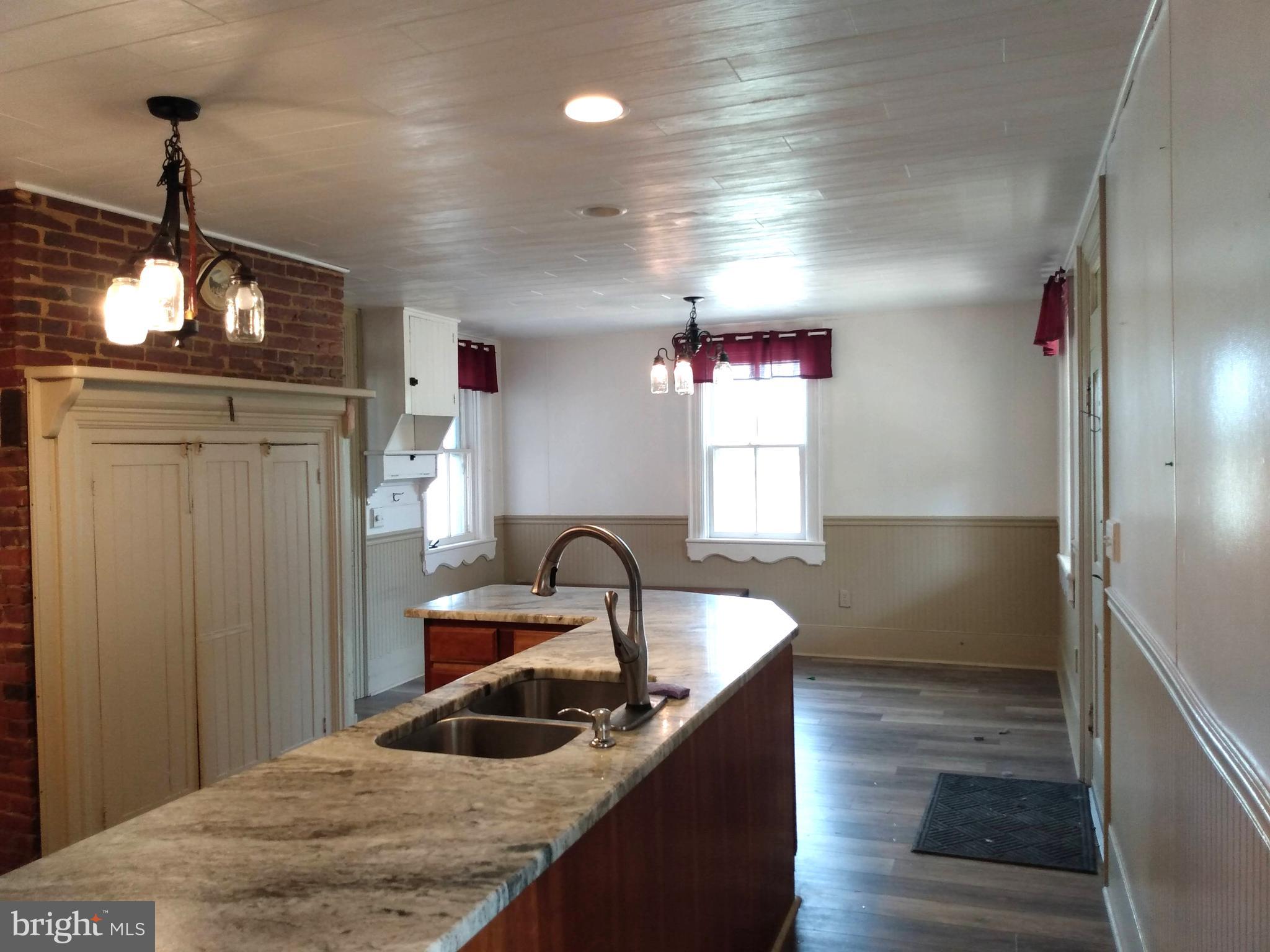 2897 Guilford Springs Road Chambersburg, PA 17202 - Photo 10 of 35 Kitchen