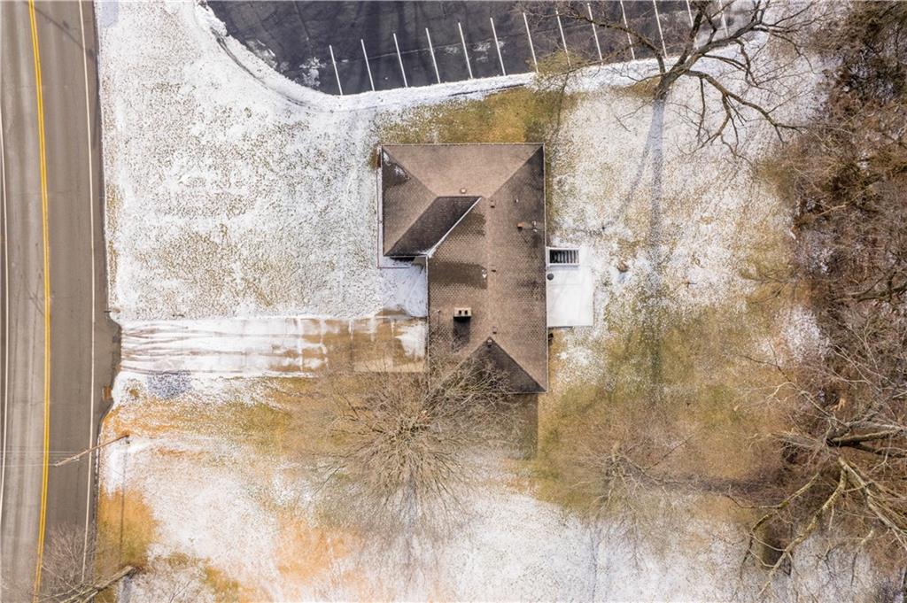 710 Gill Hall Road Clairton, PA 15025 - Photo 3 of 27