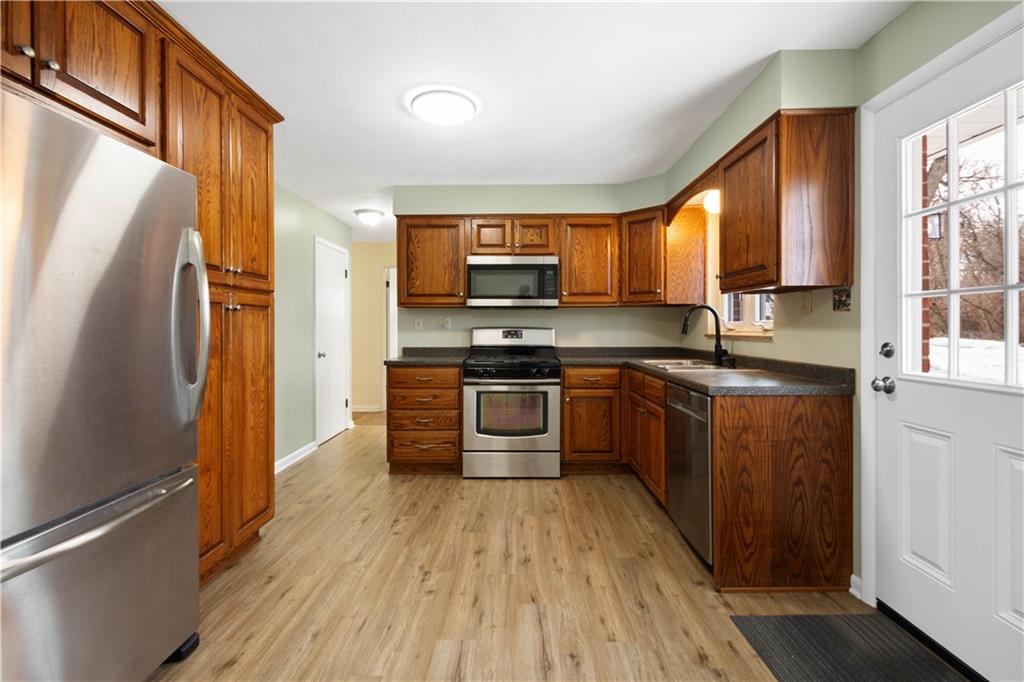 710 Gill Hall Road Clairton, PA 15025 - Photo 8 of 27