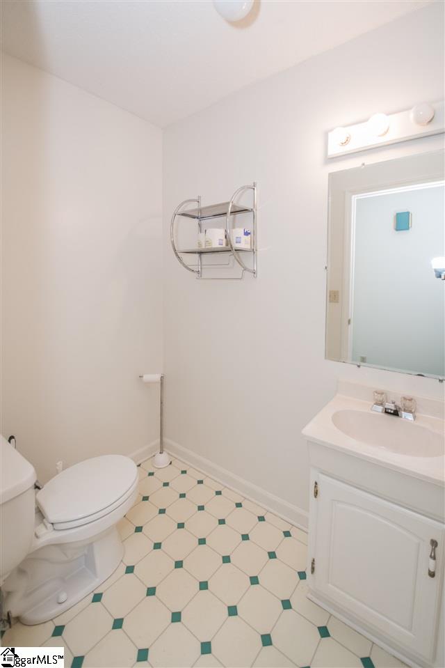2060 Indian Mound Road Laurens, SC 29360 - Photo 16 of 27