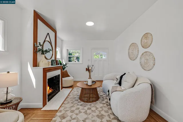 $949,000 | 833 Santa Fe Avenue, Albany, CA 94706