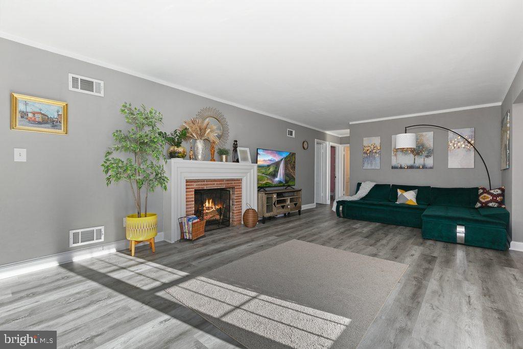 1917 Plyers Mill Road Silver Spring, MD 20902 - Photo 8 of 48