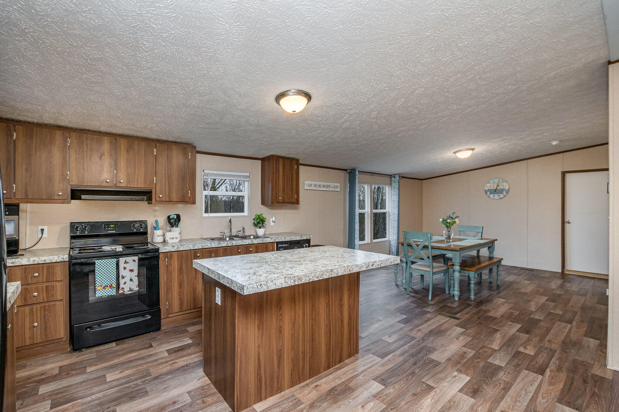 1752 Davis-Turkey Foot Road Sadieville, KY 40370 - Photo 8 of 38