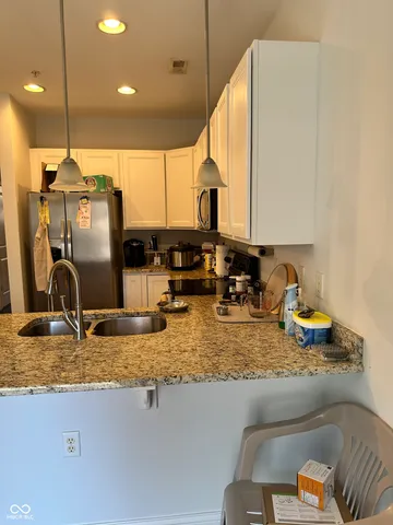 $2,700 | 543 North Park Avenue, Indianapolis, IN 46202