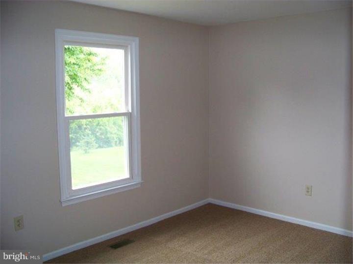 1022 Rill Road Reading, PA 19606 - Photo 10 of 15 Gallery Image 10