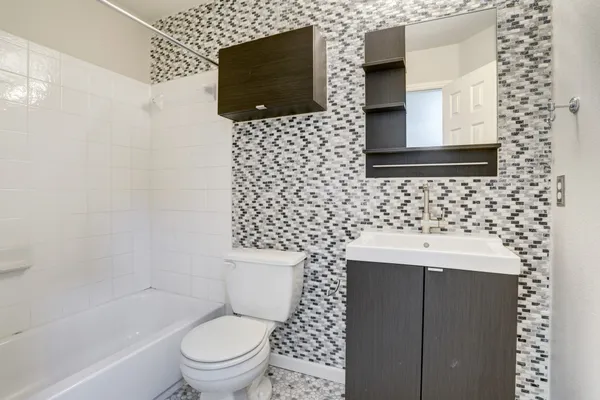$1,995 | 14608 Walt Whitman Trail, Unit B, Pflugerville, TX 78660