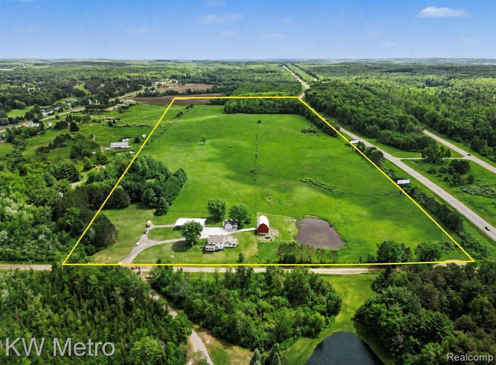 2682 East Haskell Lake Road Harrison, MI 48625 - Photo 8 of 61