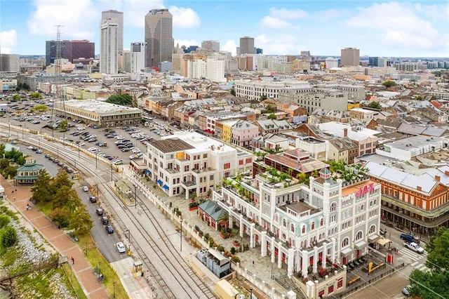 $4,000 | 620 Decatur Street, Unit I, New Orleans, LA 70130