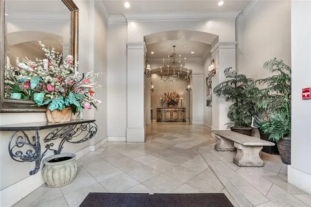 $4,000 | 620 Decatur Street, Unit I, New Orleans, LA 70130