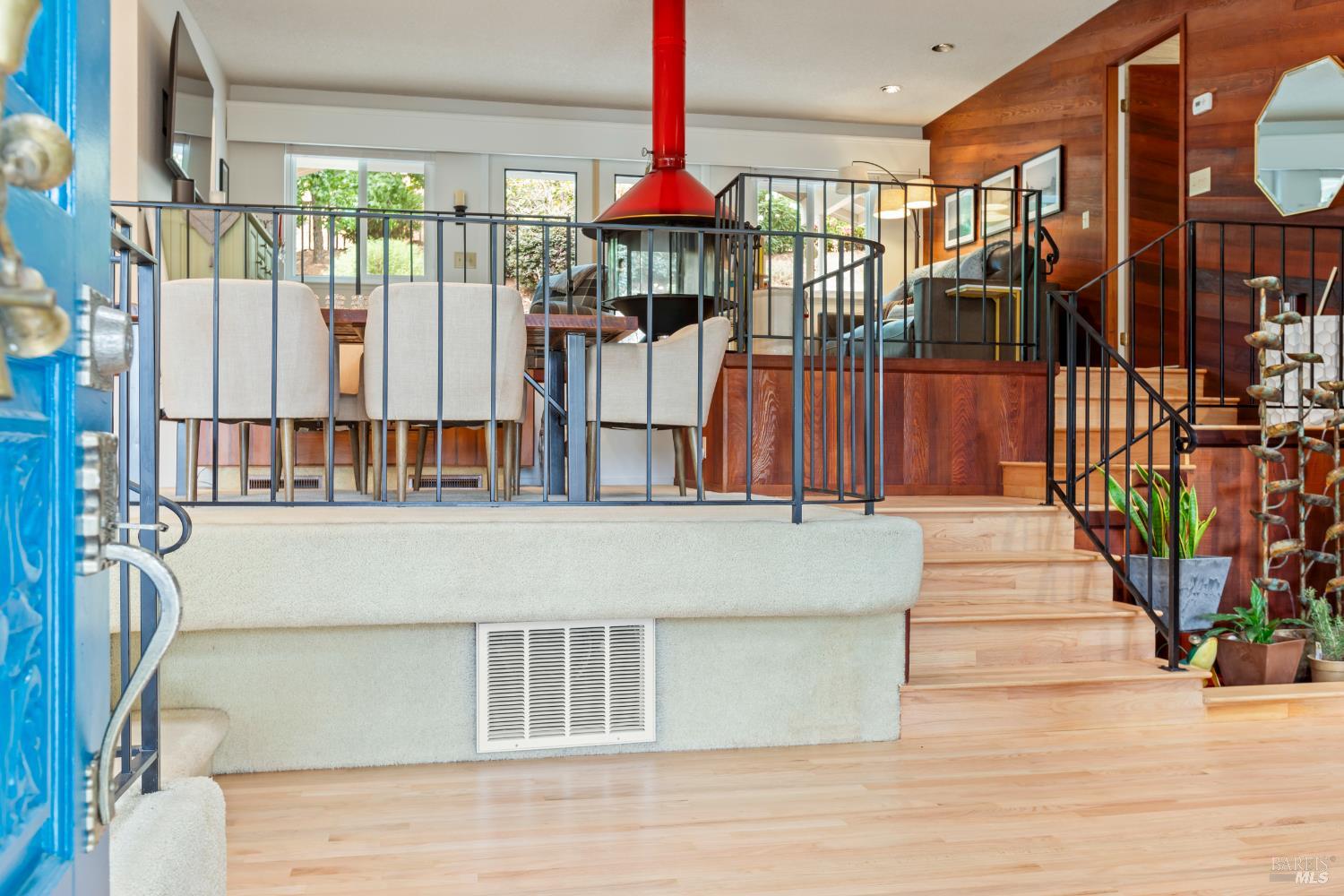 410 Oak Mesa Court Santa Rosa, CA 95409 - Photo 7 of 41