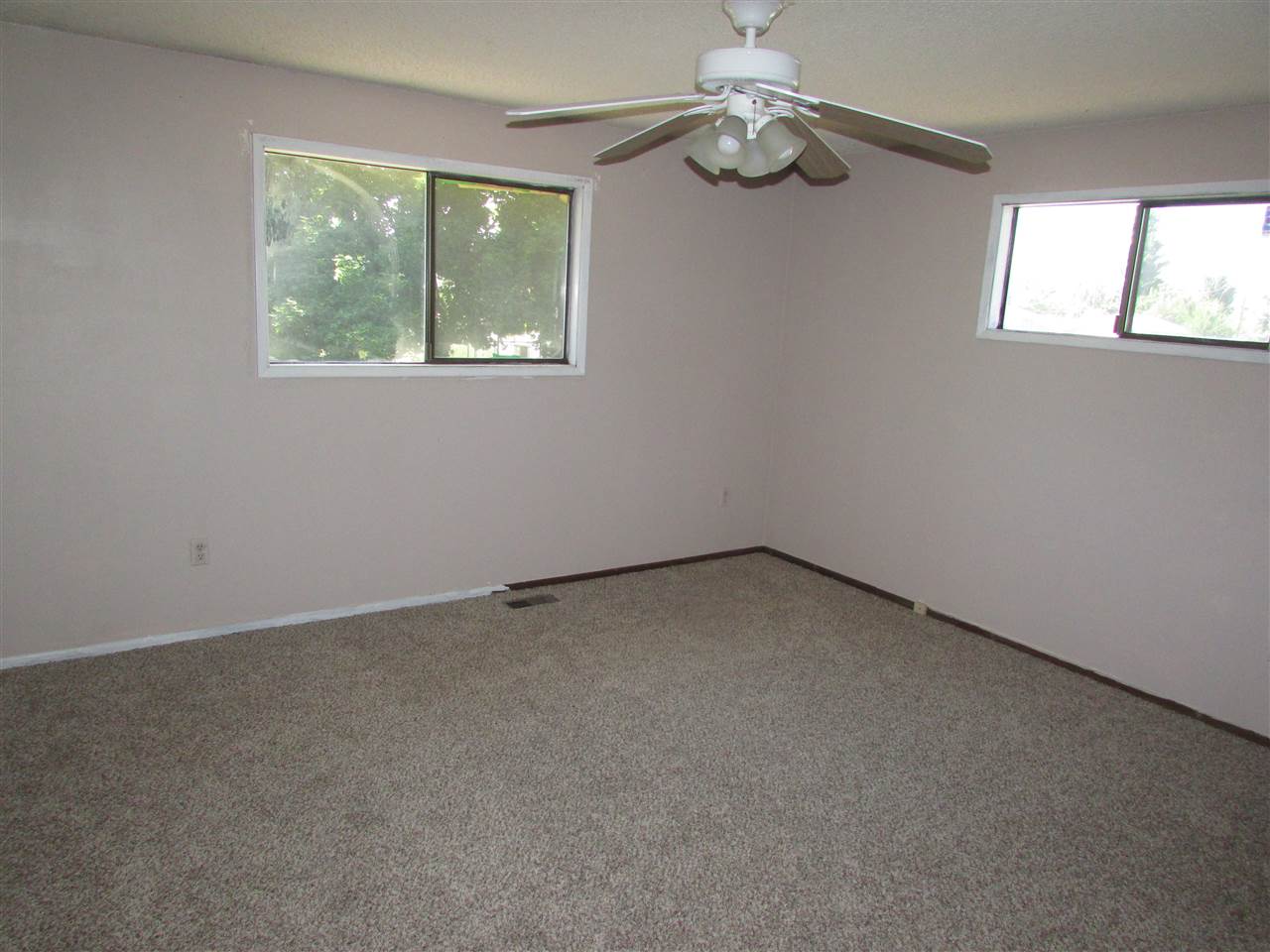 1906 South Bolivar Road Spokane Valley, WA 99037 - Photo 8 of 11 Gallery Image 8