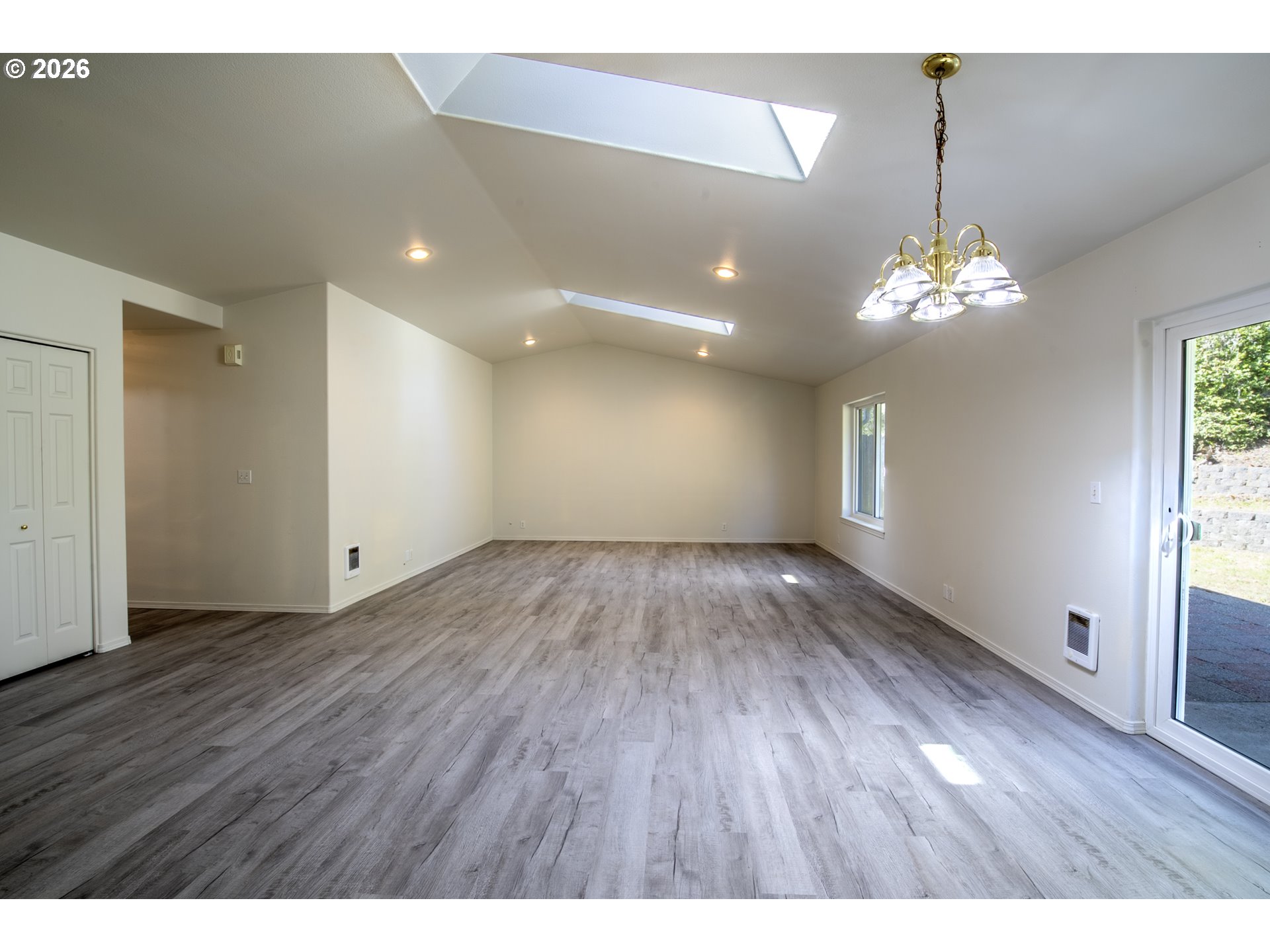 1751 Willow Loop Florence, OR 97439 - Photo 7 of 44