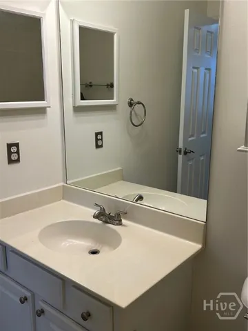 $1,875 | 1159 Mohawk Street, Unit F3, Savannah, GA 31419