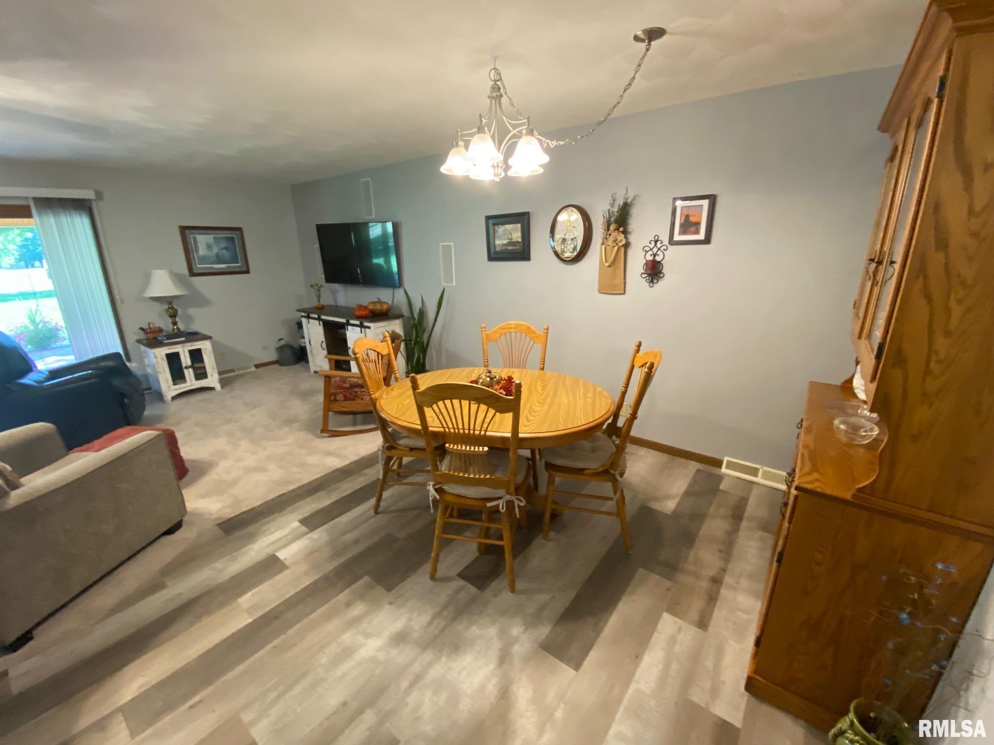 3404 Sheridan Road Pekin, IL 61554 - Photo 11 of 31 Gallery Image 11