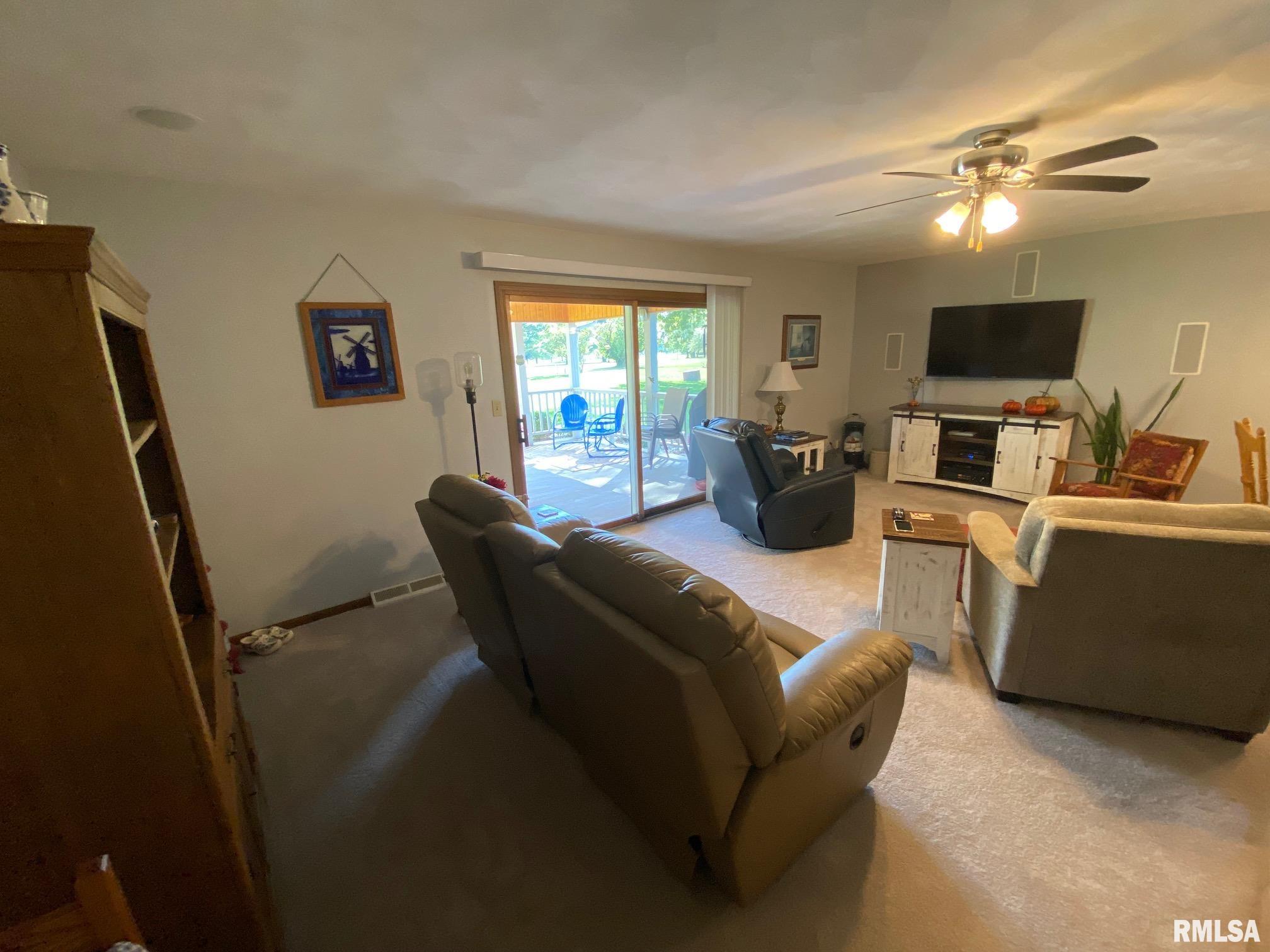 3404 Sheridan Road Pekin, IL 61554 - Photo 8 of 31 Gallery Image 8