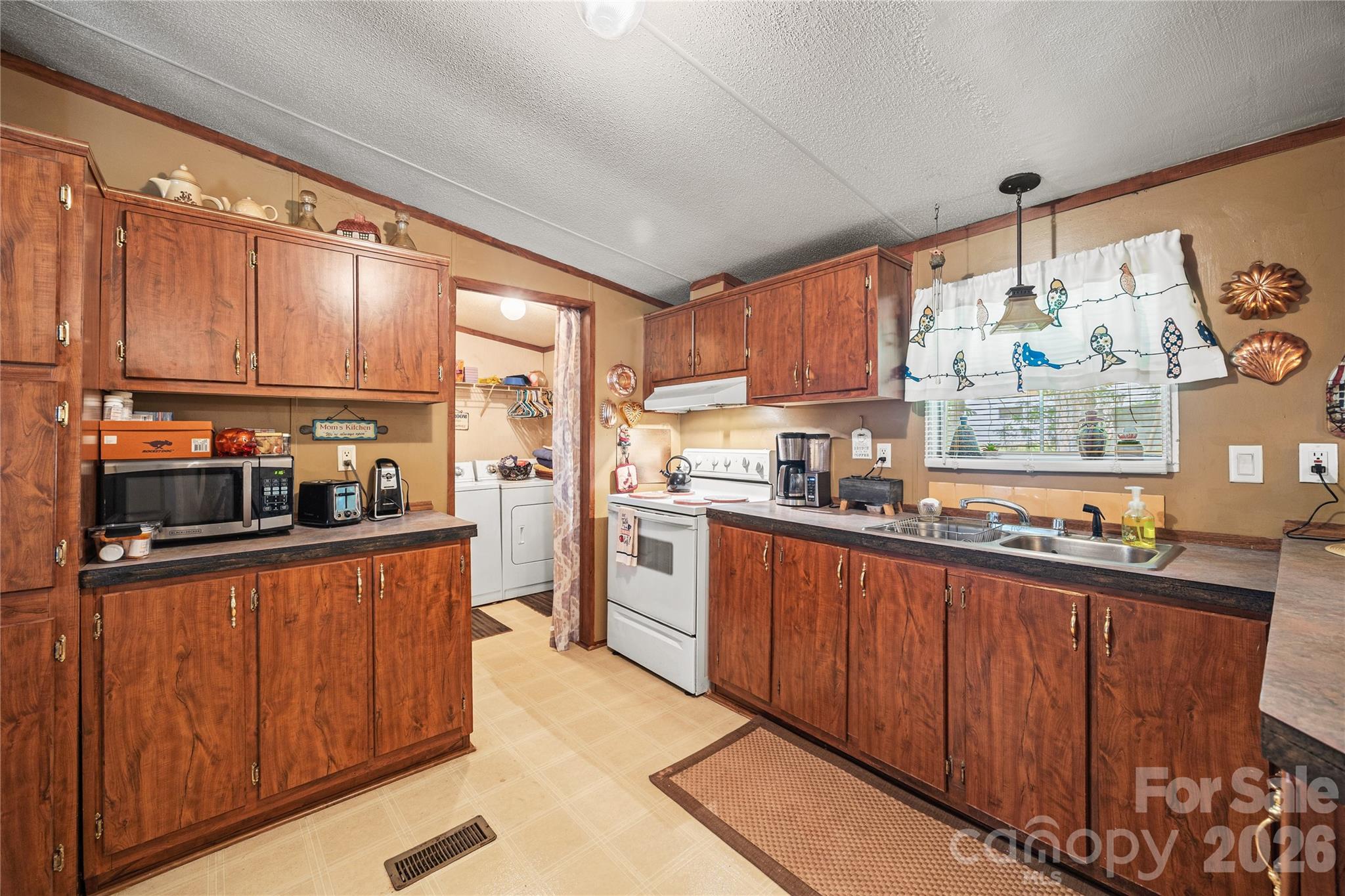 323 Carlyle Road Troutman, NC 28166 - Photo 4 of 24