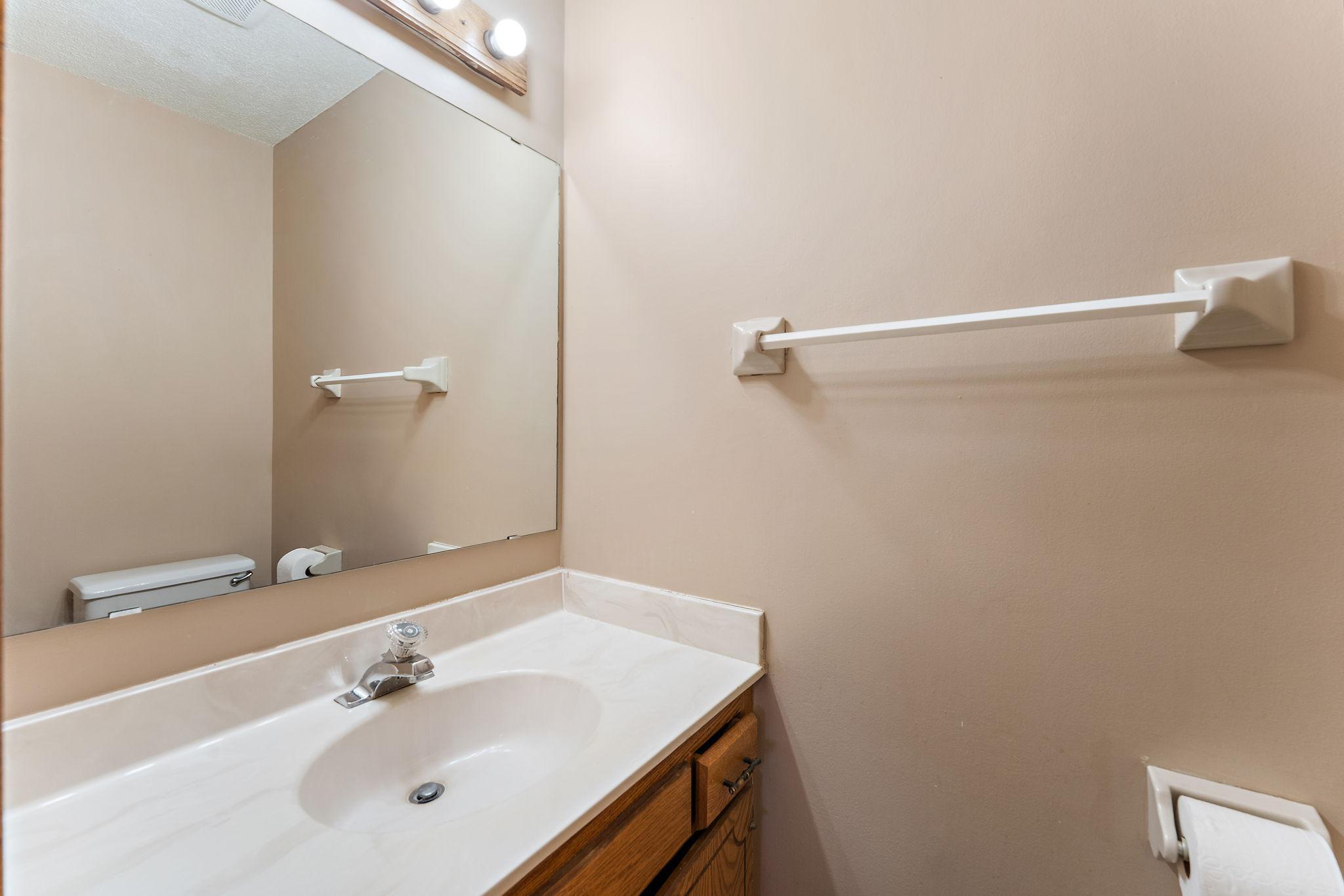 11111 Drake Street Northwest Coon Rapids, MN 55433 - Photo 18 of 23