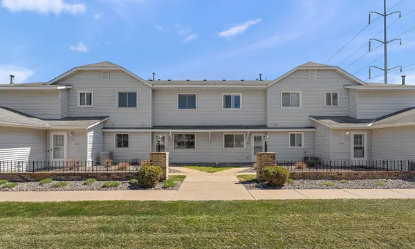 $200,000 | 11111 Drake Street Northwest, Coon Rapids, MN 55433