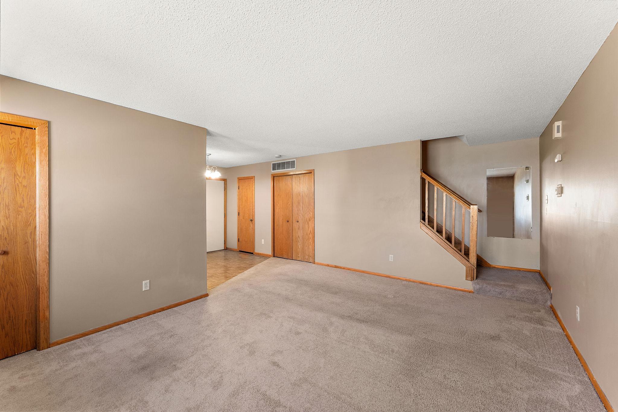 11111 Drake Street Northwest Coon Rapids, MN 55433 - Photo 10 of 23
