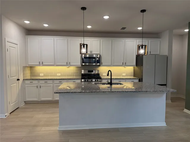 $3,250 | 18314 Midnight Stone Lane, Cypress, TX 77433