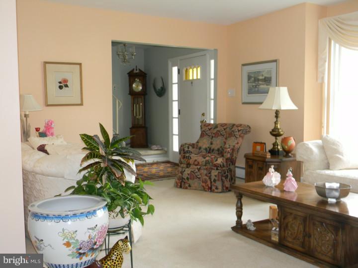 229 Media Line Road Broomall, PA 19008 - Photo 3 of 12