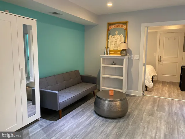 $2,500 | 1209 G Street Southeast, Unit 2, Washington, DC 20003
