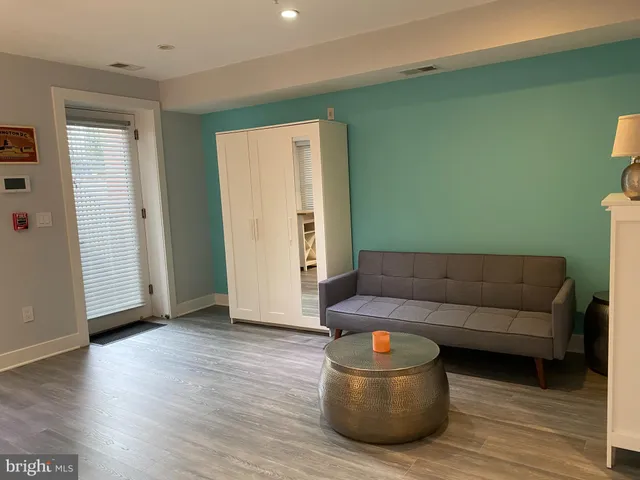 $2,500 | 1209 G Street Southeast, Unit 2, Washington, DC 20003