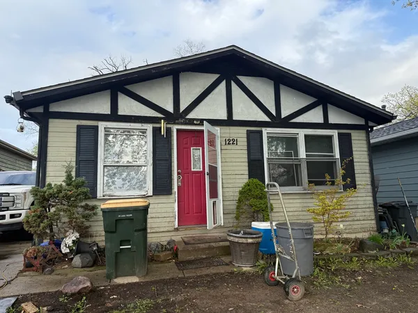 $264,900 | 1221 Sunset Drive, Round Lake Beach, IL 60073