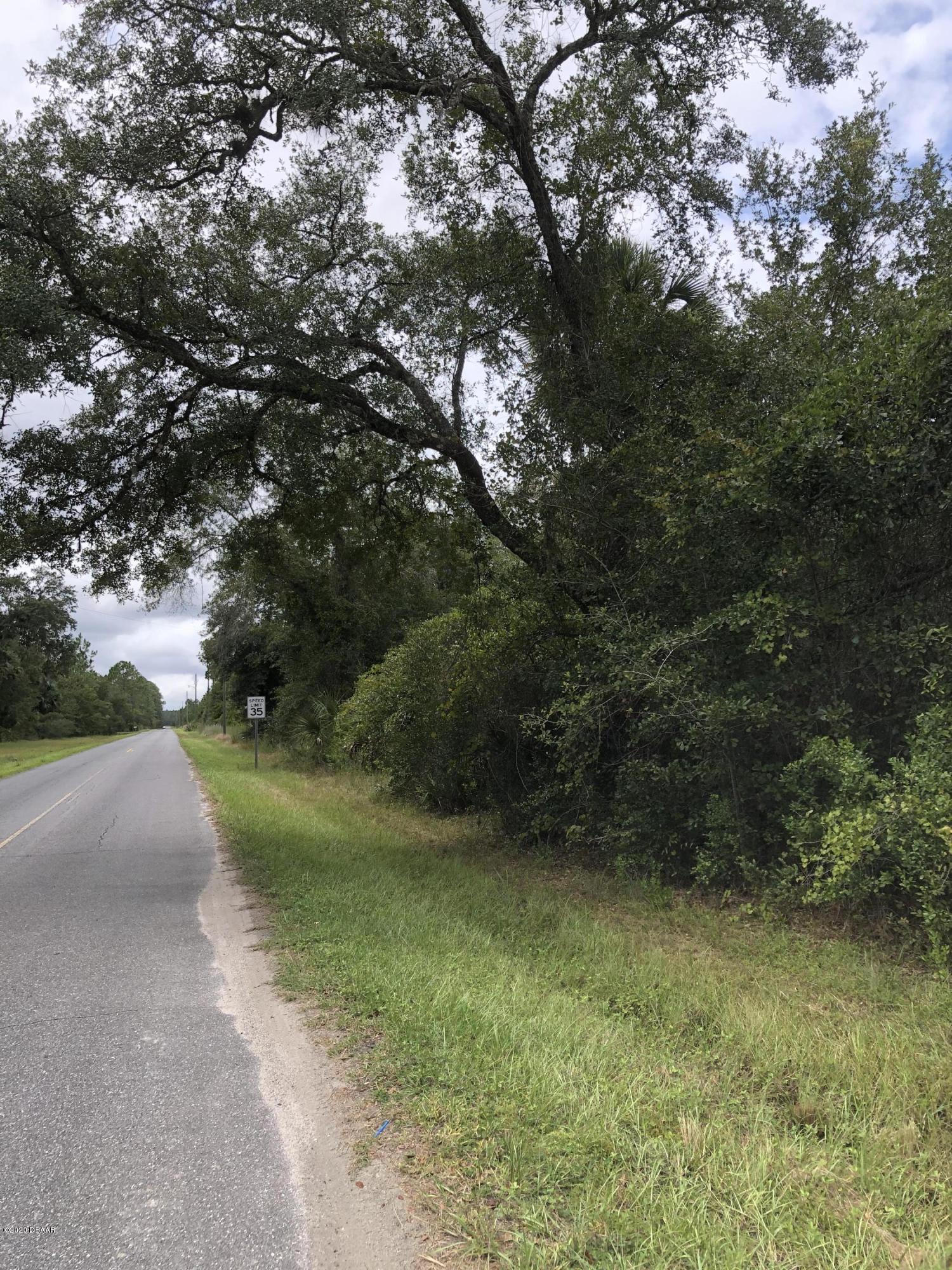 1 Dexter Road Astor, FL 32102 - Photo 3 of 16 IMG_4049