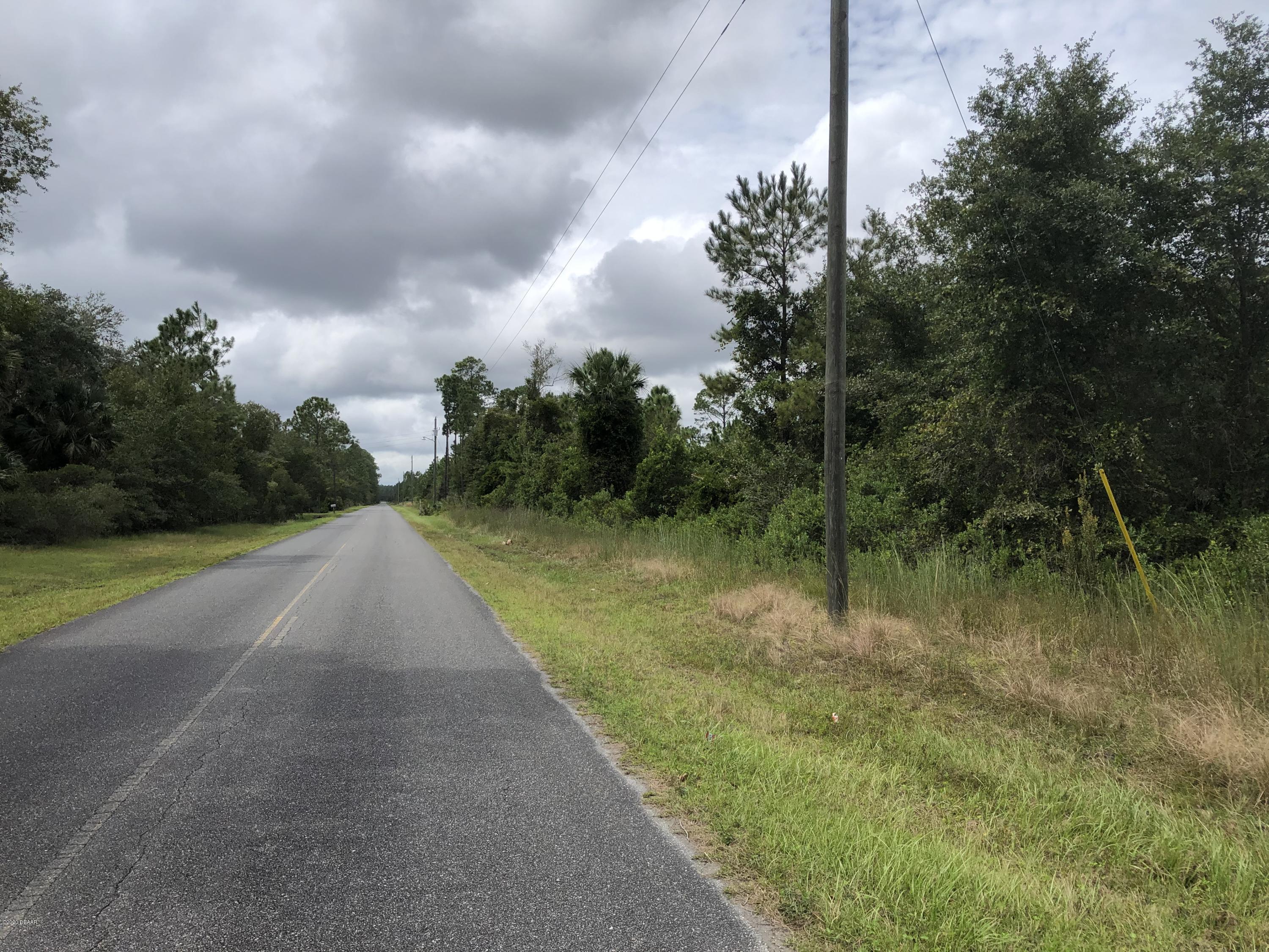 1 Dexter Road Astor, FL 32102 - Photo 5 of 16 IMG_4051