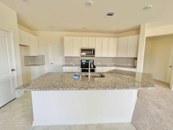 $2,600 | 4939 Hickory Deer Lane, Richmond, TX 77406