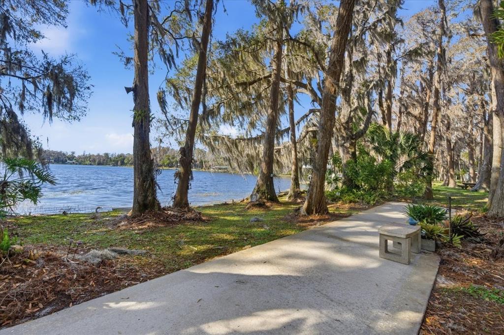 19513 Deer Lake Road Lutz, FL 33548 - Photo 25 of 35